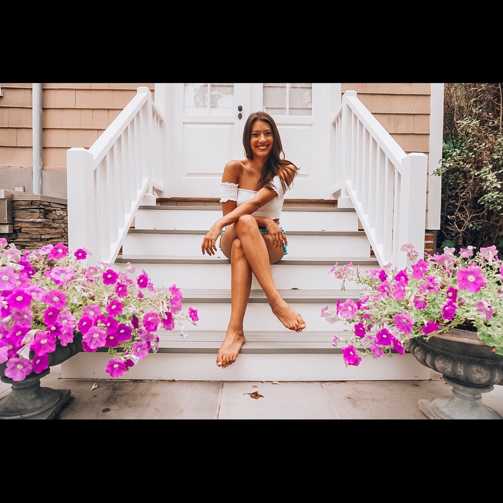 Meet your Posher, Bella